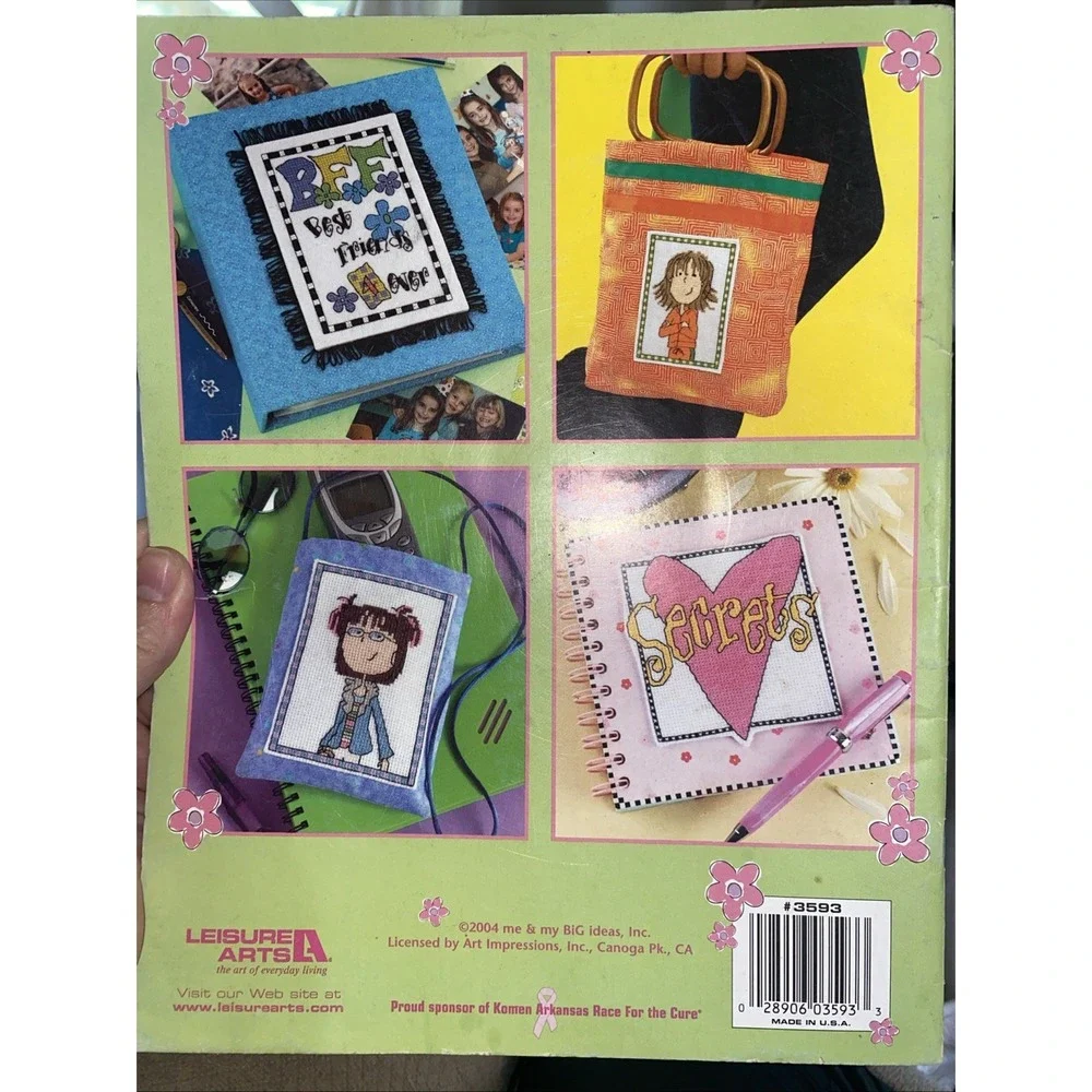 Leisure Arts So Girly Meet the Girls Cross Stitch Booklet 17 Patterns 3593
